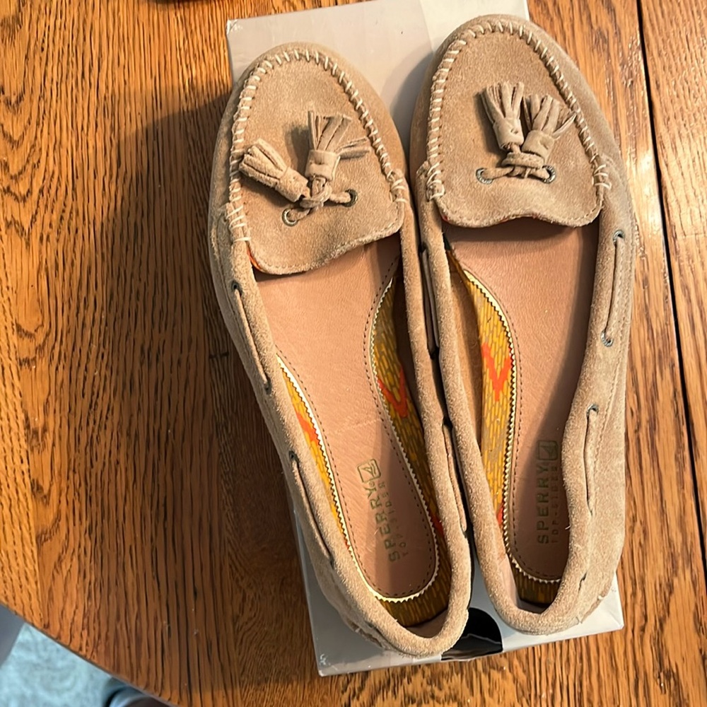 NWT Sperry Loafer, Mocassin, Espadrille Size 7.5 New with box